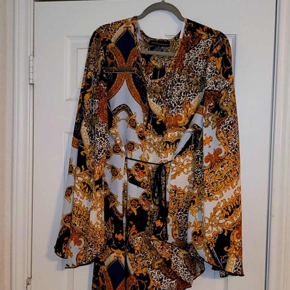 Multi Colored Top Open Sleeve Top
